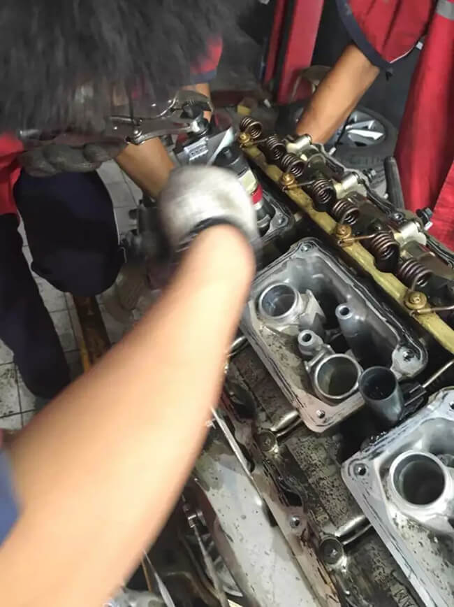 汽車車身必須有足夠的剛度和強度！