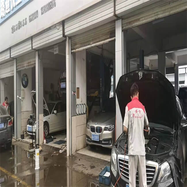濟(jì)南沃爾沃汽車(chē)維修哪家好：汽車(chē)電瓶虧電怎么辦？